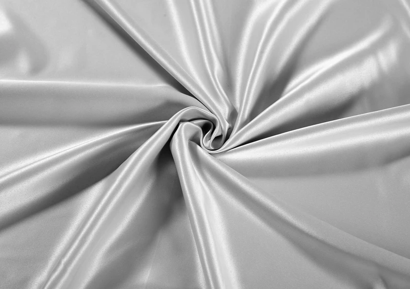 Schal_Satin_gedreht_02-scaled-1