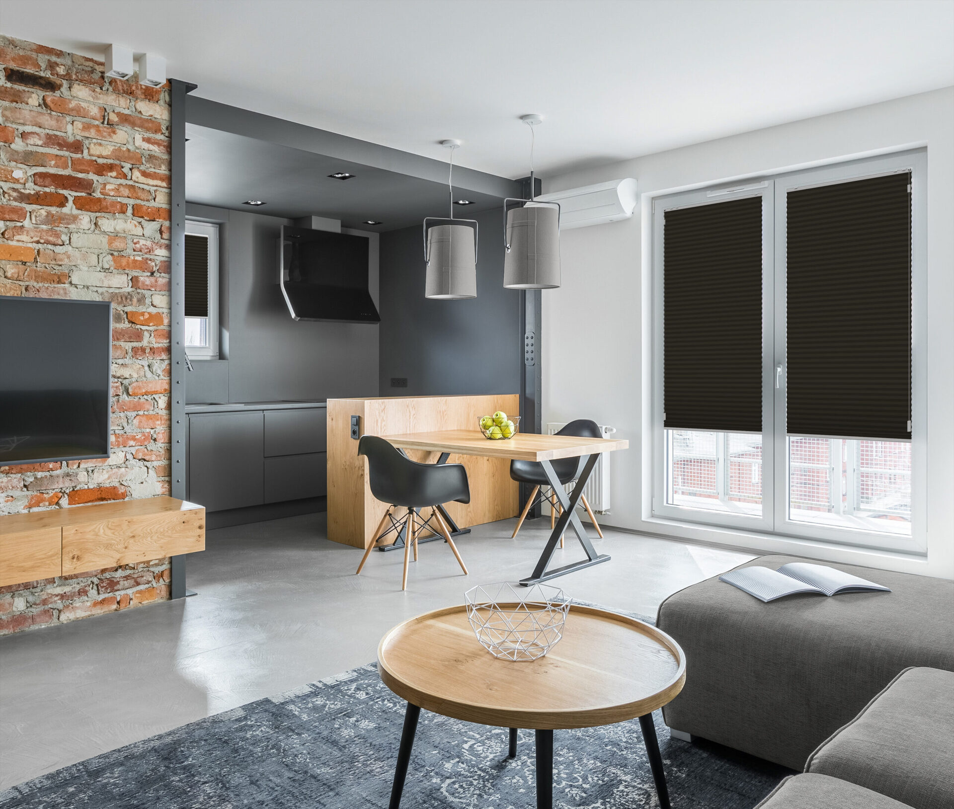 Apartment with open kitchen